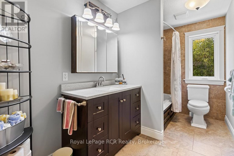 109 PIKE STREET, Northern Bruce Peninsula, Ontario, N0H1W0