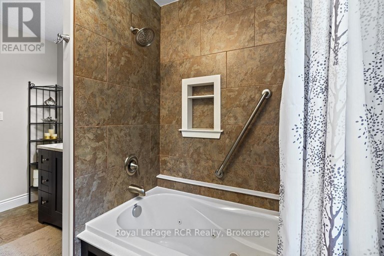 109 PIKE STREET, Northern Bruce Peninsula, Ontario, N0H1W0