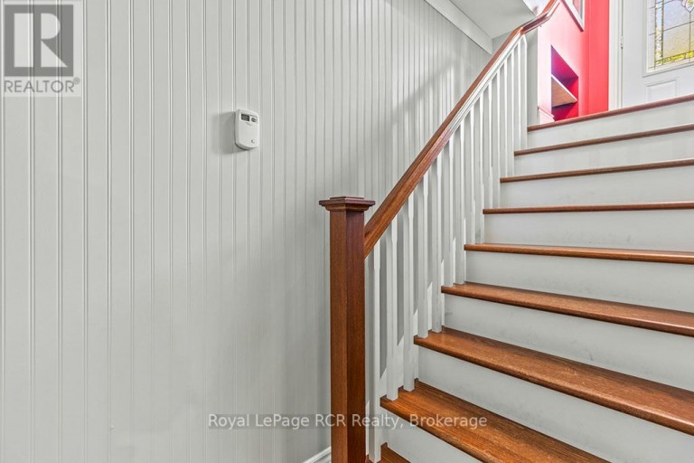 109 PIKE STREET, Northern Bruce Peninsula, Ontario, N0H1W0