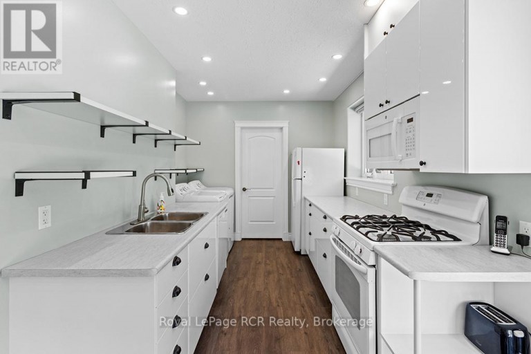 109 PIKE STREET, Northern Bruce Peninsula, Ontario, N0H1W0