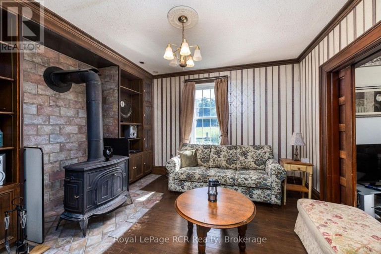 404683 GREY ROAD 4, West Grey, Ontario, N0C1K0