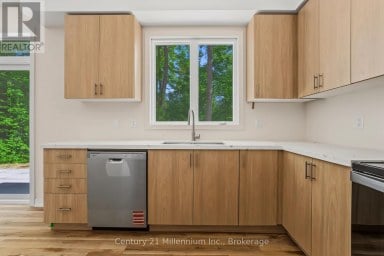 01 STEINWAY STREET Saugeen Shores Ontario photo 29