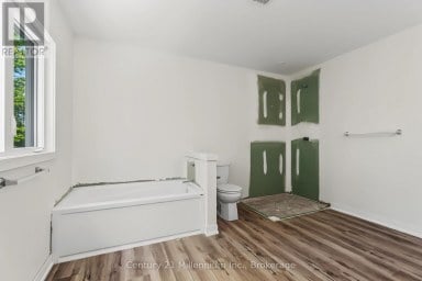 01 STEINWAY STREET Saugeen Shores Ontario photo 34