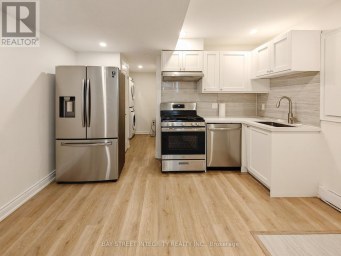 LOWER - 598 CRAWFORD STREET Toronto (Palmerston-Little Italy) Ontario photo 1