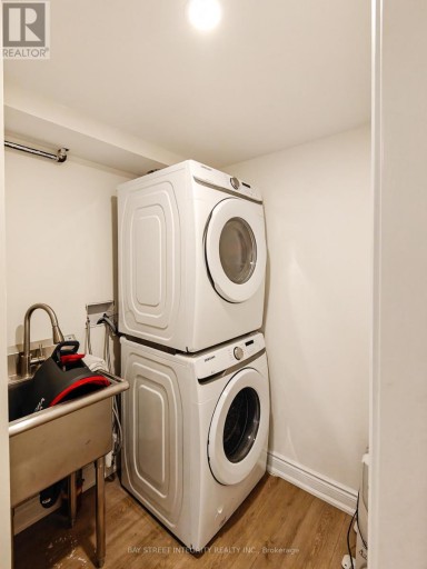 LOWER - 598 CRAWFORD STREET, Toronto (Palmerston-Little Italy), Ontario, M6G3K2