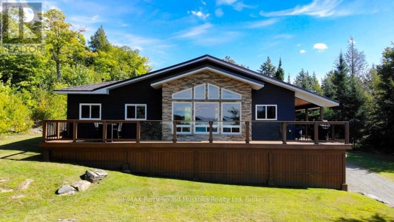 127 BURNETTS ROAD, McKellar, Ontario