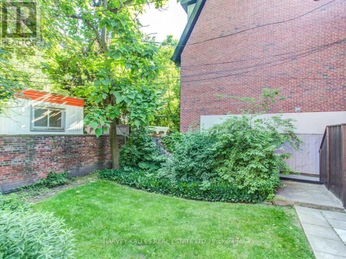 169 BALMORAL AVENUE, Toronto (Casa Loma), Ontario, M4V1J8