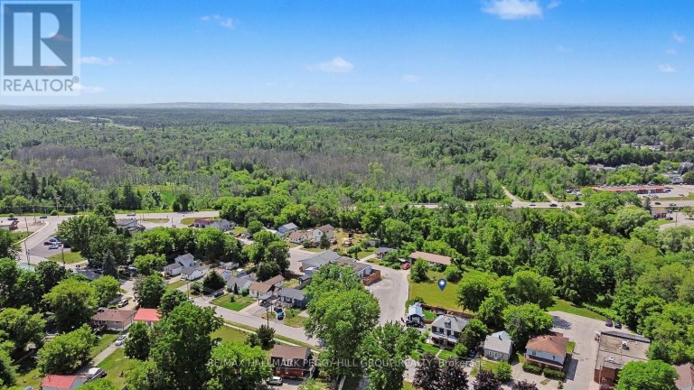 18 FRASER STREET, Essa (Angus), Ontario, L0M1B0