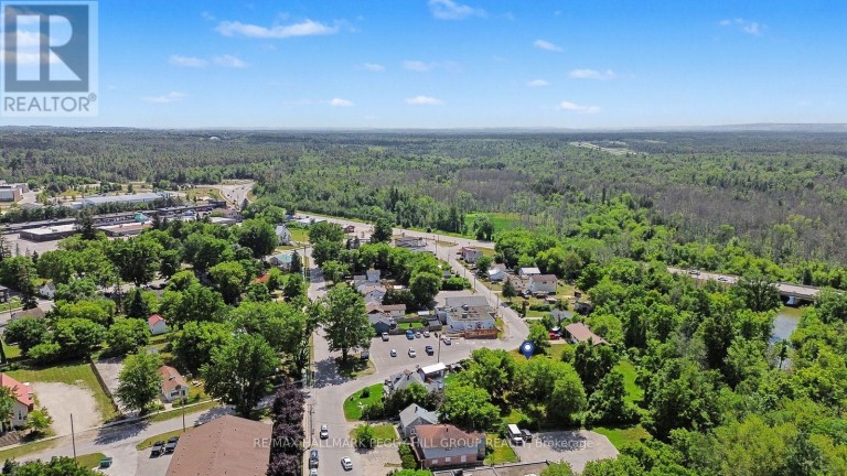 18 FRASER STREET, Essa (Angus), Ontario, L0M1B0