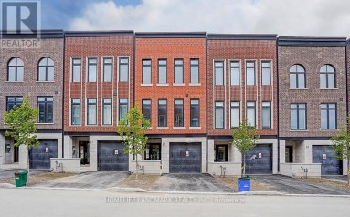 29 CHESTNUT COURT Aurora Ontario photo 1