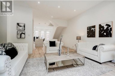 29 CHESTNUT COURT Aurora Ontario photo 12