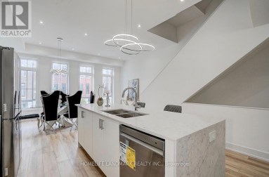 29 CHESTNUT COURT Aurora Ontario photo 18