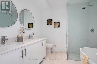 29 CHESTNUT COURT Aurora Ontario photo 32