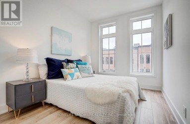 29 CHESTNUT COURT Aurora Ontario photo 35