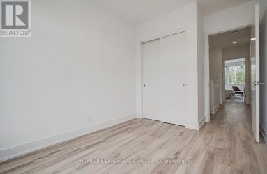 29 CHESTNUT COURT Aurora Ontario photo 38
