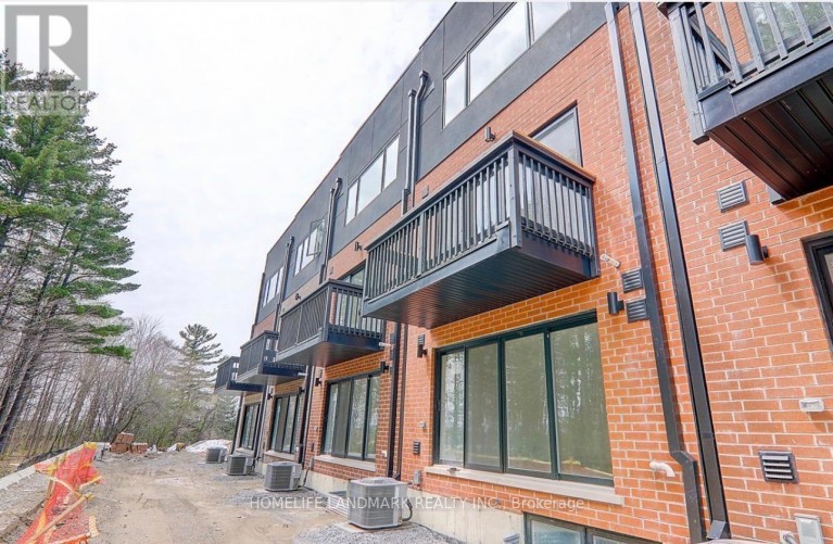 29 CHESTNUT COURT, Aurora, Ontario, L4G4A4