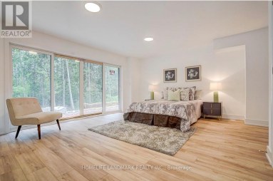 29 CHESTNUT COURT Aurora Ontario photo 7