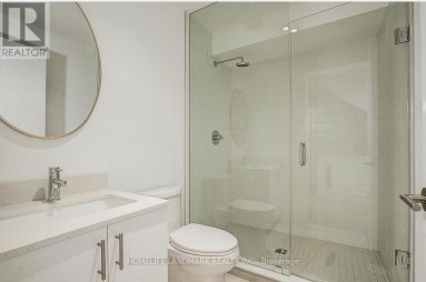 29 CHESTNUT COURT Aurora Ontario photo 8
