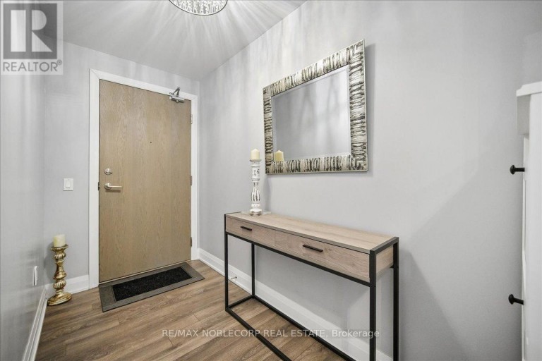 503 - 4800 HIGHWAY 7, Vaughan (East Woodbridge), Ontario, L4L1H8