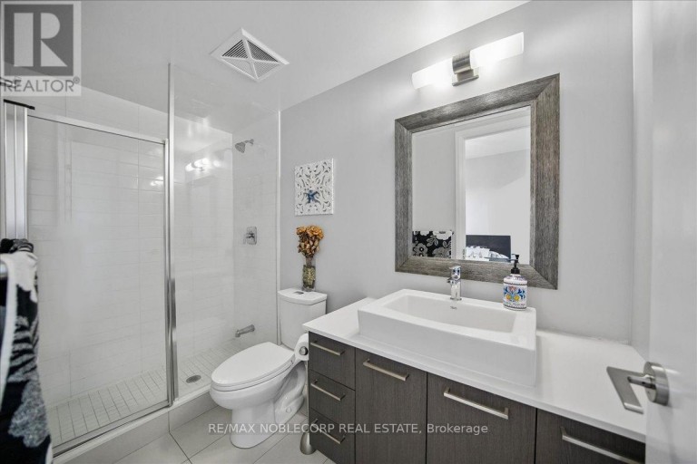 503 - 4800 HIGHWAY 7, Vaughan (East Woodbridge), Ontario, L4L1H8