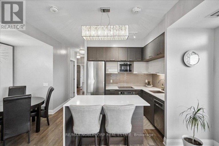 503 - 4800 HIGHWAY 7, Vaughan (East Woodbridge), Ontario, L4L1H8