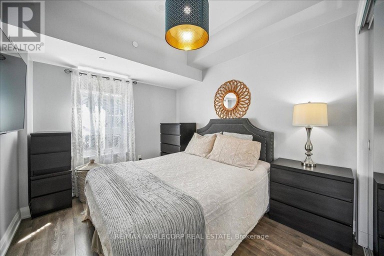 503 - 4800 HIGHWAY 7, Vaughan (East Woodbridge), Ontario, L4L1H8