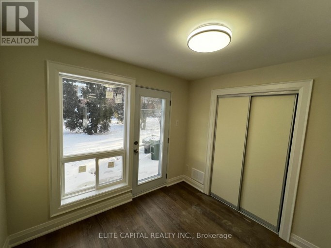 7 URSA STAR WAY, Toronto (Henry Farm), Ontario, M2J1N9