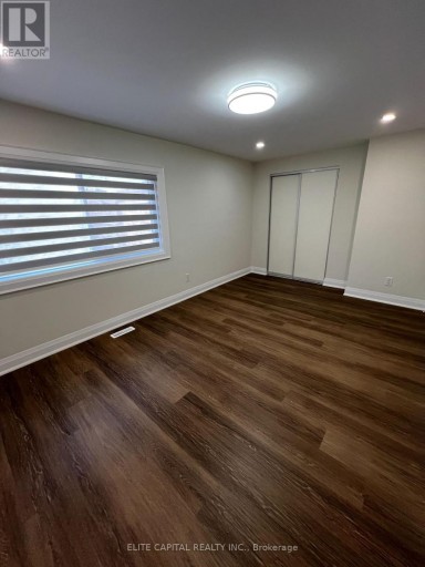 7 URSA STAR WAY, Toronto (Henry Farm), Ontario, M2J1N9