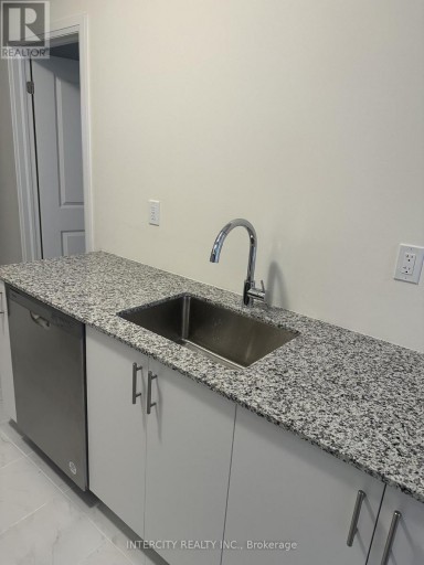 13 - 245 MCLEVIN AVENUE, Toronto (Malvern), Ontario, M1B0E8