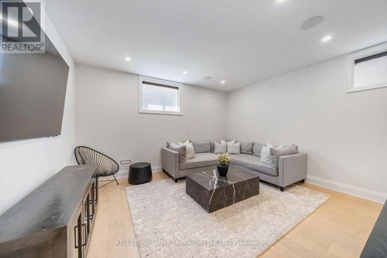 6 JOELCO DRIVE, Markham (Middlefield), Ontario, L3S0G2
