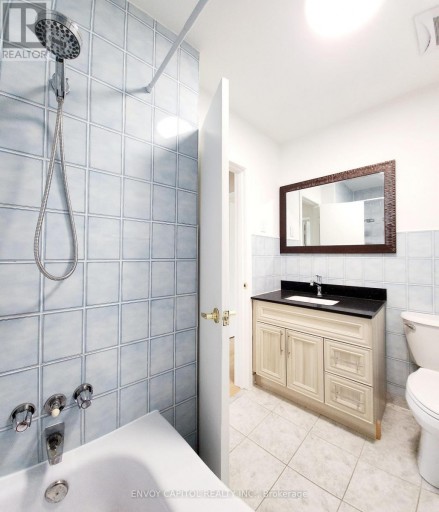 14 FAULKNER CRESCENT, Toronto (Humbermede), Ontario, M9M2C1