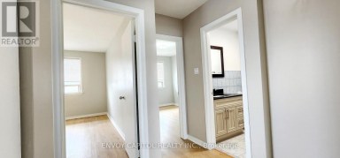 14 FAULKNER CRESCENT Toronto (Humbermede) Ontario photo 18