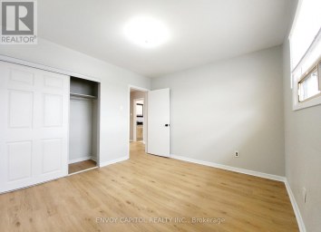 14 FAULKNER CRESCENT Toronto (Humbermede) Ontario photo 22