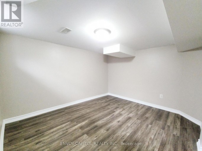 14 FAULKNER CRESCENT, Toronto (Humbermede), Ontario, M9M2C1