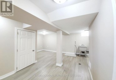 14 FAULKNER CRESCENT Toronto (Humbermede) Ontario photo 27