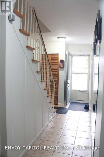 14 FAULKNER CRESCENT, Toronto (Humbermede), Ontario, M9M2C1