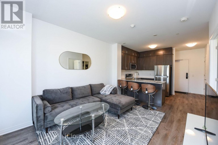 004 - 95 DUNDAS STREET, Oakville (GO Glenorchy), Ontario, L6M5N4