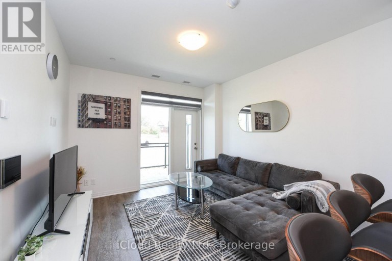 004 - 95 DUNDAS STREET, Oakville (GO Glenorchy), Ontario, L6M5N4