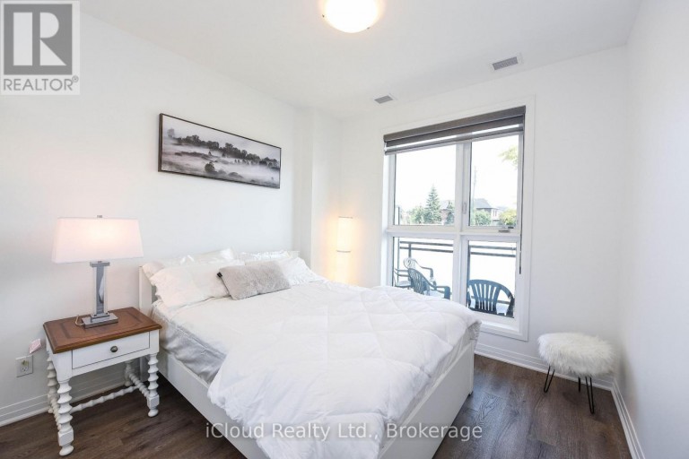 004 - 95 DUNDAS STREET, Oakville (GO Glenorchy), Ontario, L6M5N4