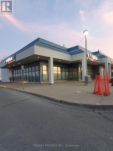 58 - 10909 YONGE STREET, Richmond Hill (Devonsleigh), Ontario, L4C3E3