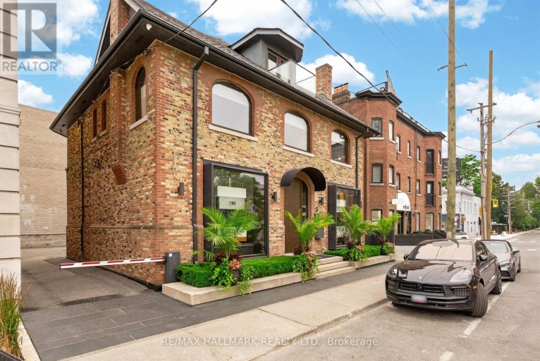 3 ROWANWOOD AVENUE E, Toronto (Rosedale-Moore Park), Ontario, M4W1Y5