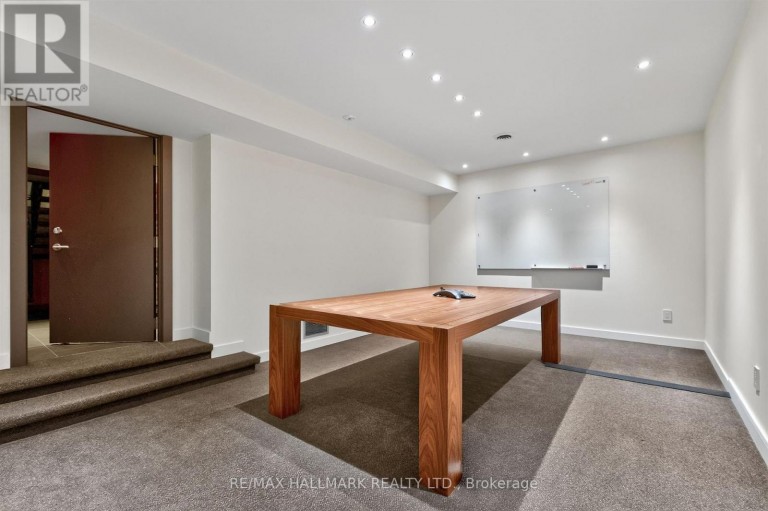 3 ROWANWOOD AVENUE E, Toronto (Rosedale-Moore Park), Ontario, M4W1Y5