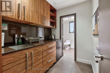 3 ROWANWOOD AVENUE E Toronto (Rosedale-Moore Park) Ontario photo 8