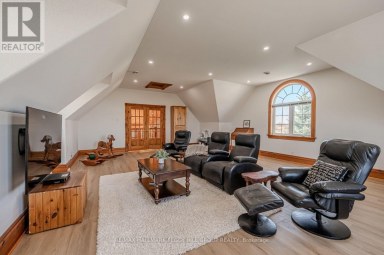 8464 6TH LINE Essa Ontario photo 14