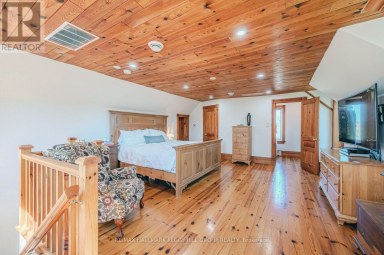 8464 6TH LINE Essa Ontario photo 15