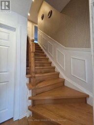 UPPER - 309 HAREWOOD BOULEVARD Newmarket (Bristol-London) Ontario photo 2