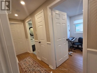 UPPER - 309 HAREWOOD BOULEVARD Newmarket (Bristol-London) Ontario photo 3