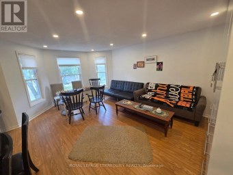 UPPER - 309 HAREWOOD BOULEVARD Newmarket (Bristol-London) Ontario photo 5