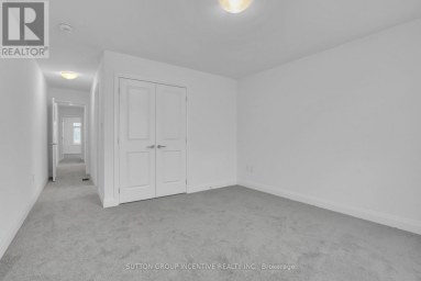 2 - 5 RANCH TERRACE Barrie Ontario photo 12