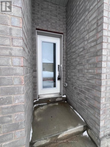 2 - 5 RANCH TERRACE, Barrie, Ontario, L9J0Y3